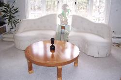 Round Ocasional Table